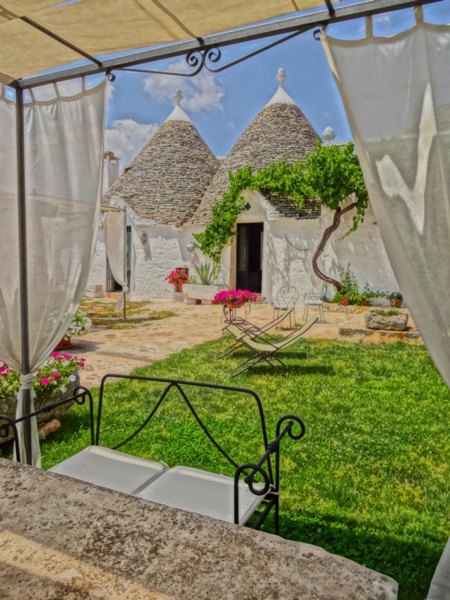 אלברובלו Masseria Rosa Trulli Relais מראה חיצוני תמונה